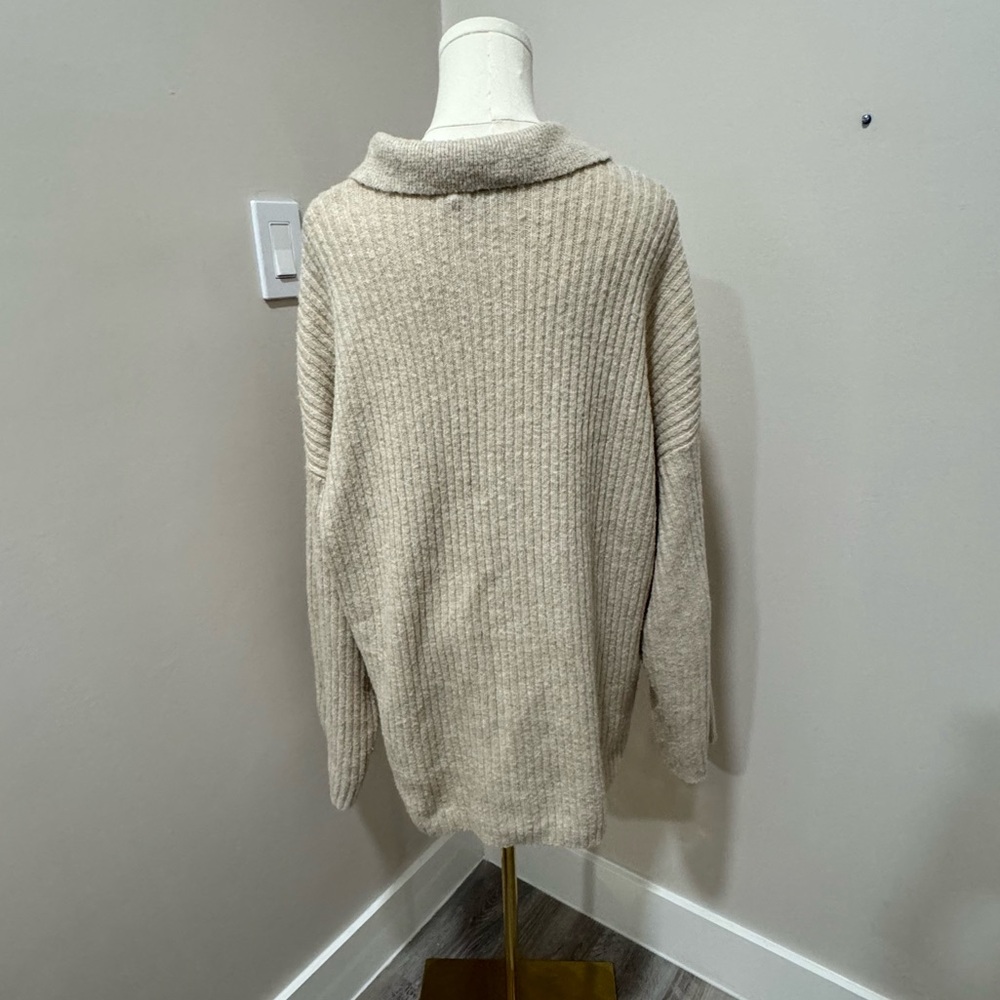 SOLD American eagle soft cardigan, size Large - Picture 3 of 4